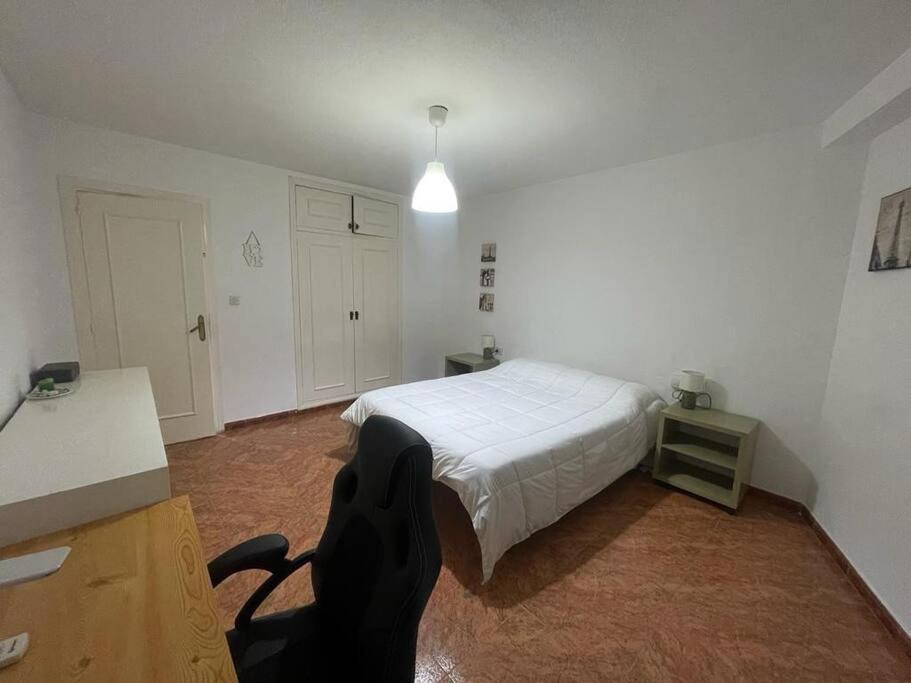 Lovely One Bedroom Flat- Excellent Location Granada Exteriör bild